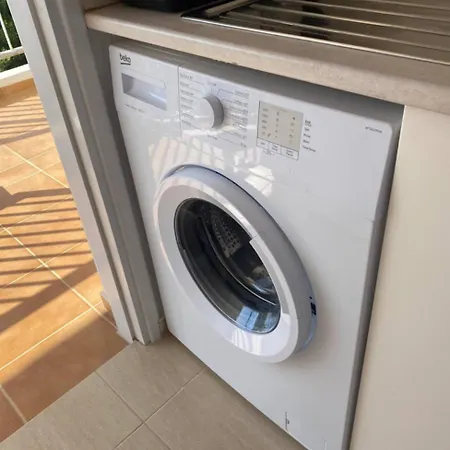 Cyprus With Pool Near Appartamento