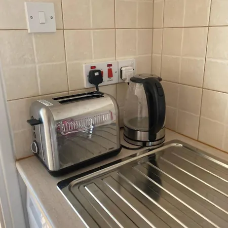 Cyprus With Pool Near *