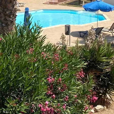 Apartment Cyprus With Pool Near *