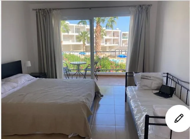 Cyprus With Pool Near *