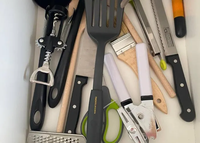 Cyprus With Pool Near ペイヤ